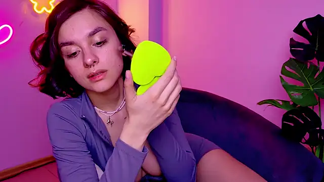 CutiepieCeline live sex cam