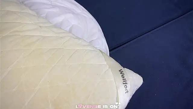 SolBurri live sex cam