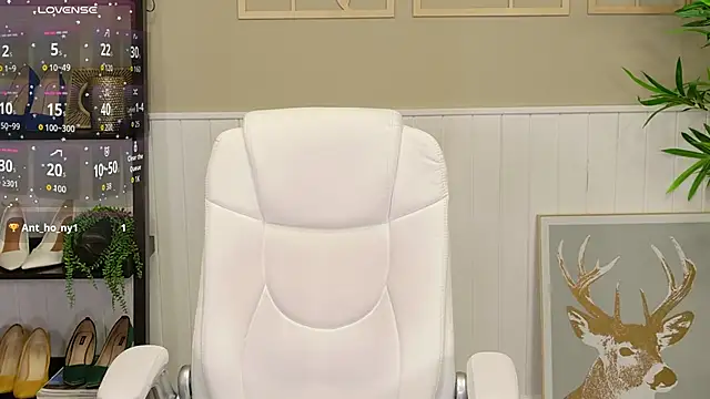 LadyLeea live sex cam