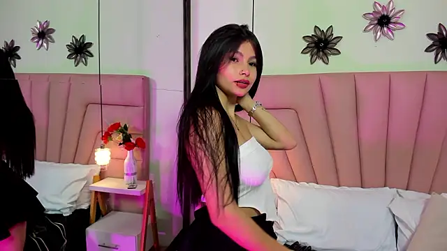 Kim_Luna1's cam snapshot