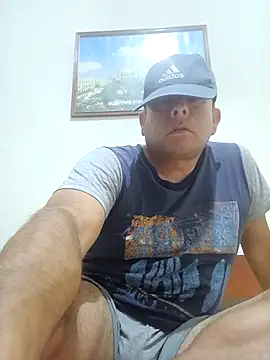 chicoguapo8 live sex cam