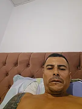 Vini_09 live sex cam