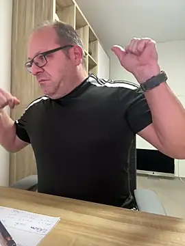 coupleLatinaLovers live sex cam