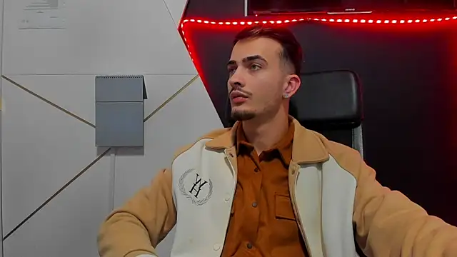 BrandonTate live sex cam