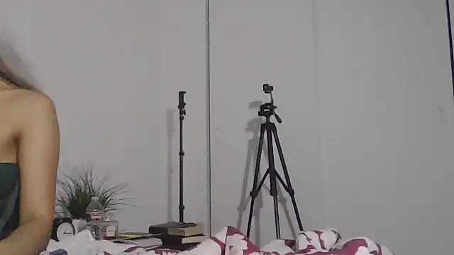 cryptokimgirl's cam snapshot