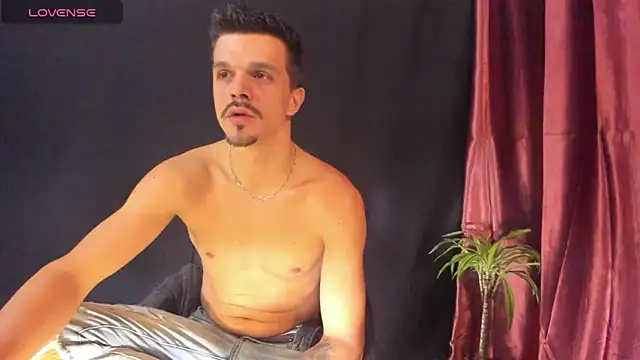 DonyBrown live sex cam