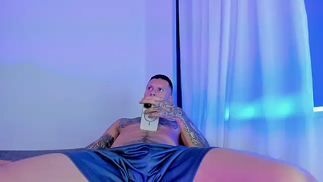 Kings_Ultimate live sex cam