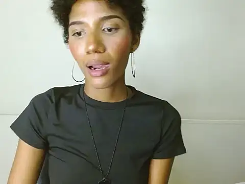 Alisson_Smal's cam snapshot