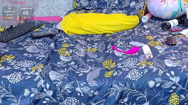 matureahomegirl's cam snapshot