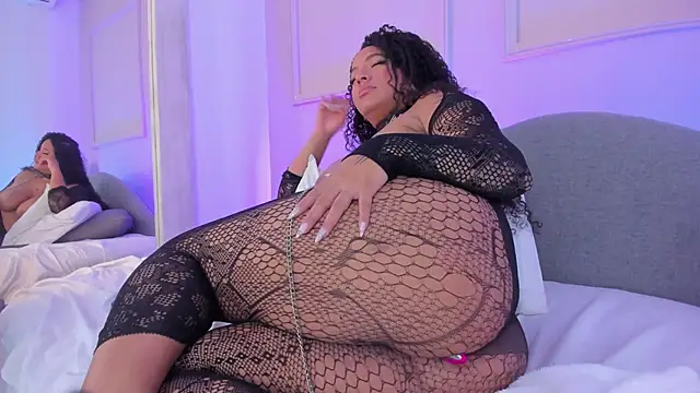 tatii_moon's cam snapshot