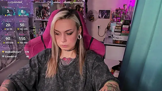 ChloeKohaku's cam snapshot