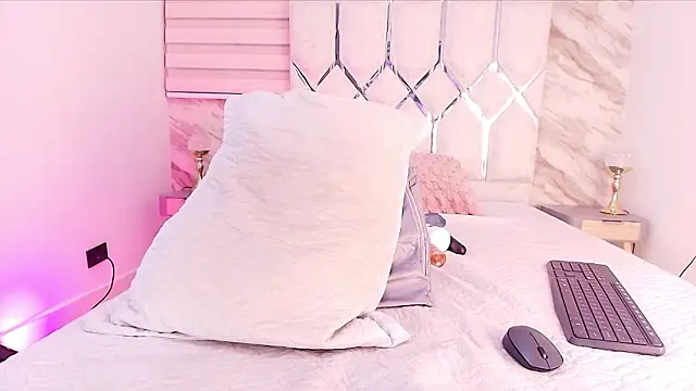 cataleya_ebony_'s cam snapshot