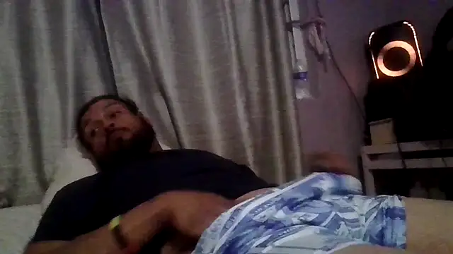 MrDickUdown24_7 live sex cam