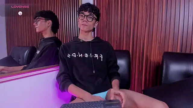 Phillicious__ live sex cam