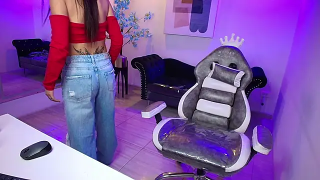 Charlotte_ethan's cam snapshot