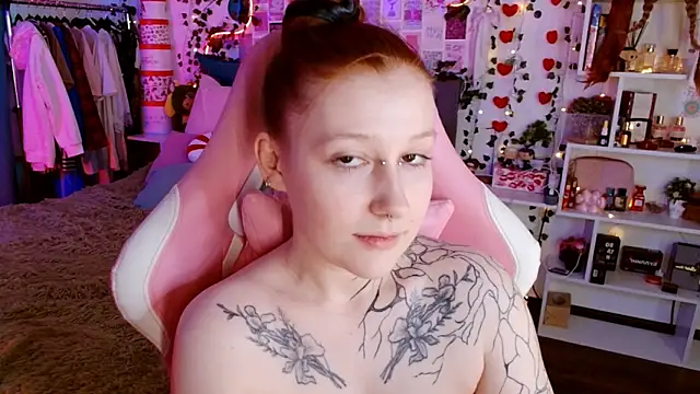 Ayla_Hicks live sex cam