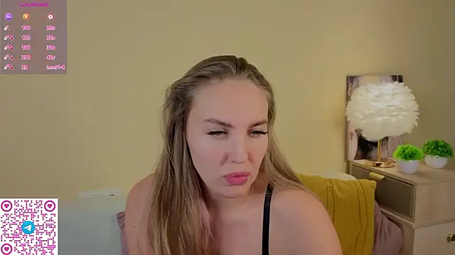 Kelly_Hardy live sex cam