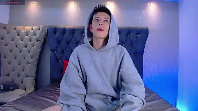 MaikCarver live sex cam