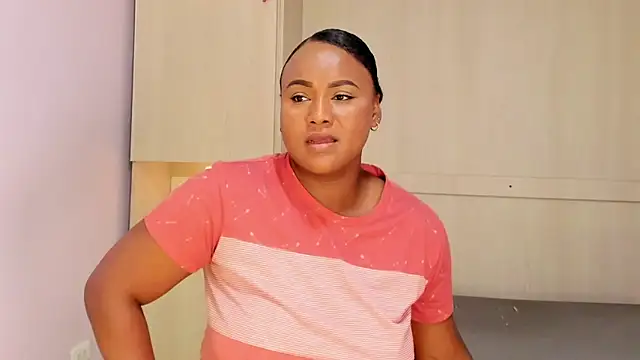 EmilyyStuart live sex cam