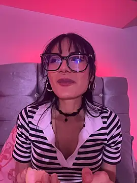 _Lucycherry's cam snapshot