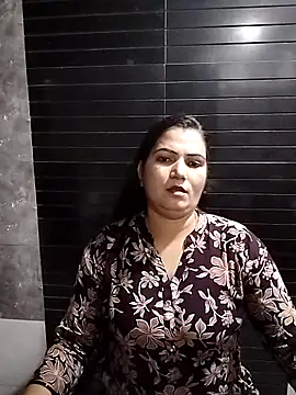 Loveina_horny's cam snapshot