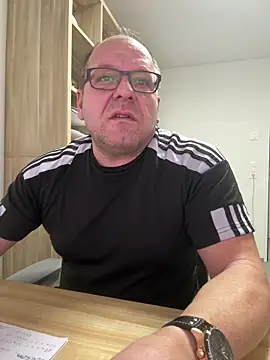 coupleLatinaLovers live sex cam