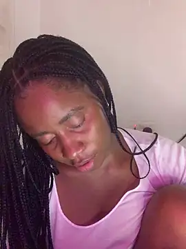 MISSMAYSROOM's cam snapshot