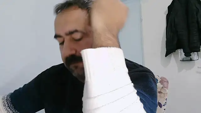 big_snakee live sex cam