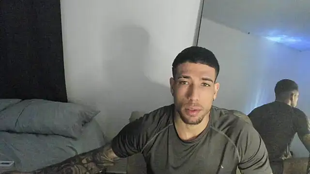 ThiagoLugo's cam snapshot