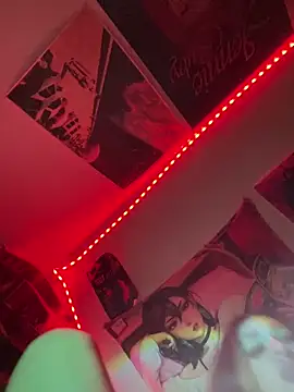 heluvsbabii's cam snapshot