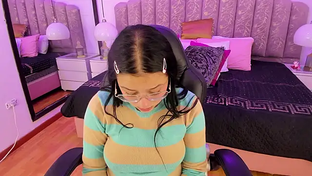 Amy_Ferreira's cam snapshot