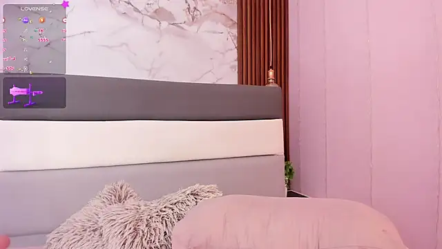 ETHANLOVE1's cam snapshot