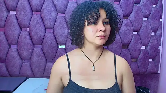 AlaSmith live sex cam