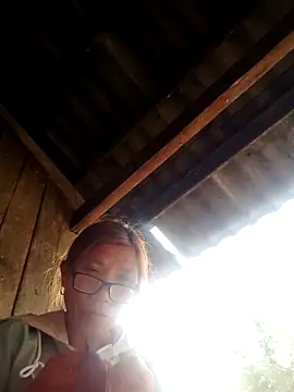 bella-la's cam snapshot