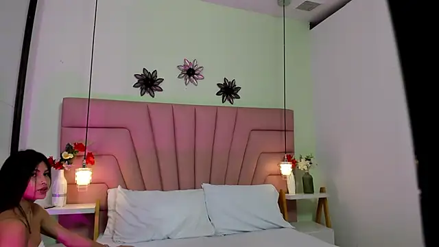 Kim_Luna1's cam snapshot