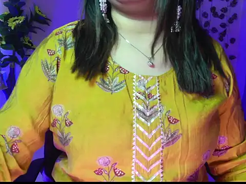 Saira_Hotty live sex cam