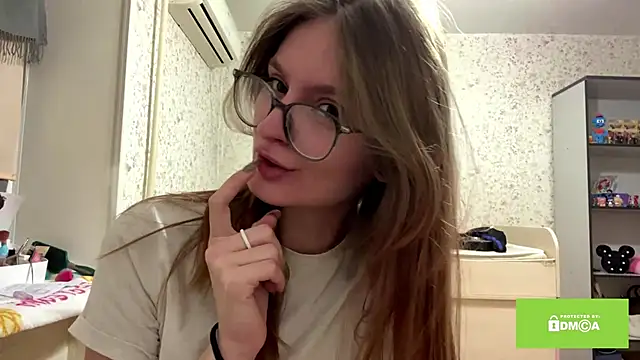 VirgieVoter's cam snapshot