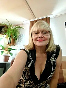 IrmaRose live sex cam