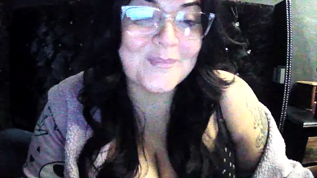 Miss_CurvesXXX live sex cam