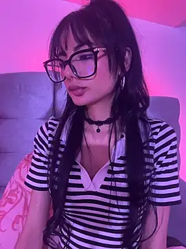 _Lucycherry's cam snapshot