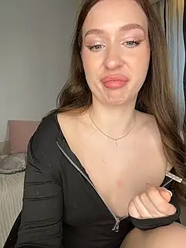 cuteeyesbaby's cam snapshot