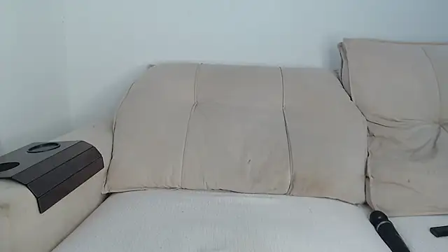 AninhaSampaio live sex cam