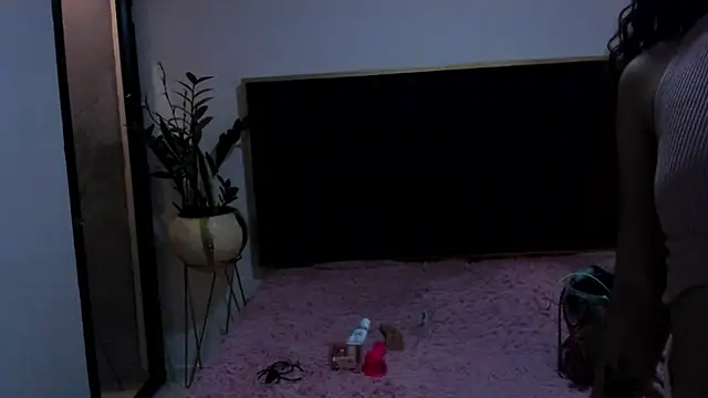 Emma_collins01's cam snapshot