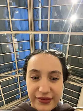 MiaTee's cam snapshot