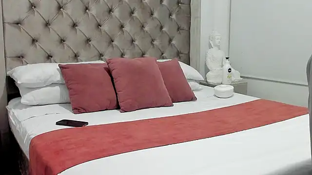 RedNDizzy live sex cam