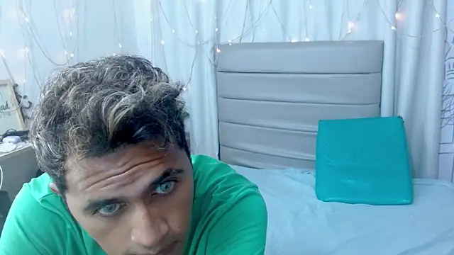 Cecilia_and_Carlos live sex cam