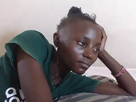 SexyNeedle22's cam snapshot