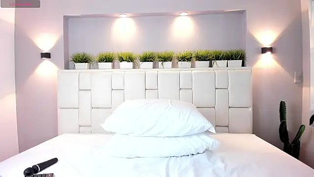 LunnaBlake's cam snapshot