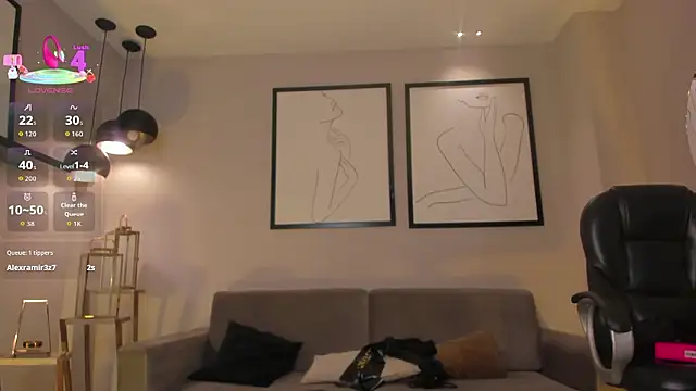 LizzCooper's cam snapshot