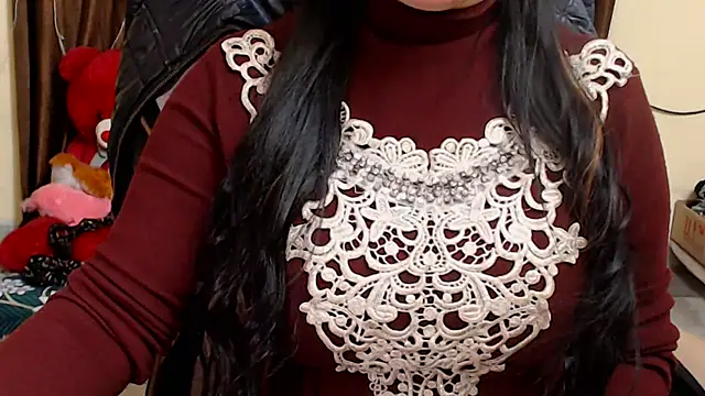 Cute_naira_'s cam snapshot